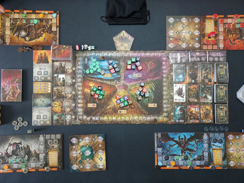 Shadow Kingdoms of Valeria +Rise of Titans - 瓦萊利亞-暗影王國含泰坦崛起擴充